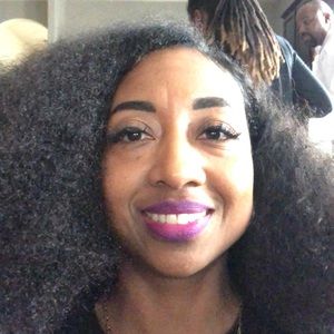 Meet your Posher, Nikisha